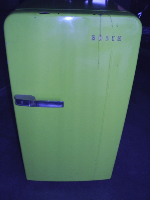 Decoratieve bolbuik (koel)kast ,USA item , fifties interieur
