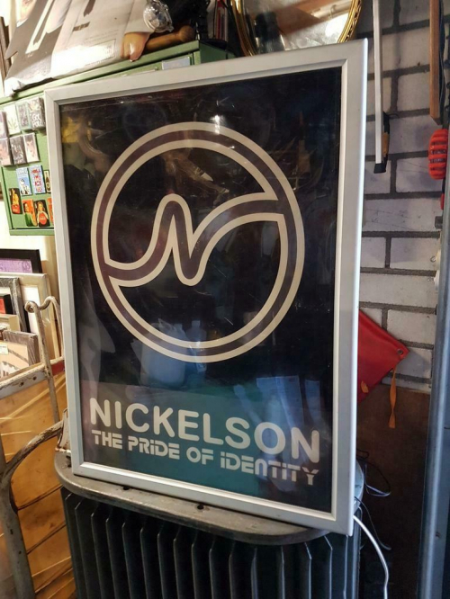 Mooie reclame lichtbak van Nickelson