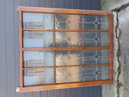 Frame met 12 glas in lood raampjes