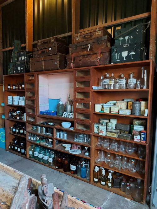 Antieke apothekerskast, vakkenkast grote maat